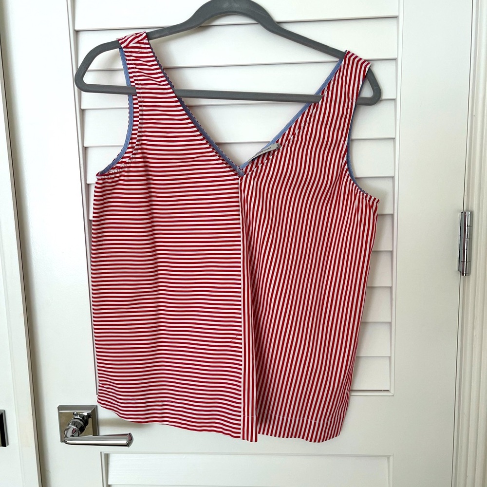 Vineyard Vines Red Stripe top size S